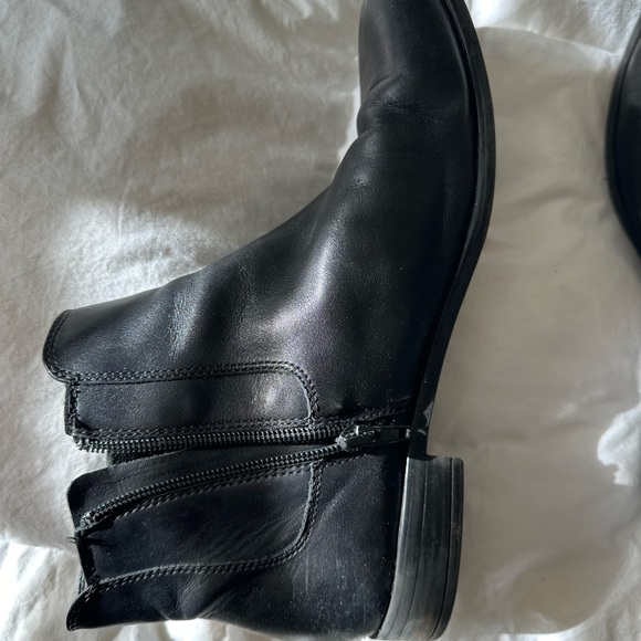 Steve Madden - leather boots - size 9 - Picture 4 of 5